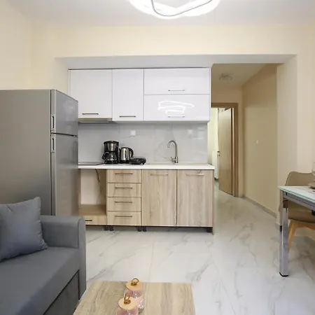 #b Ioanna's * سالونيك